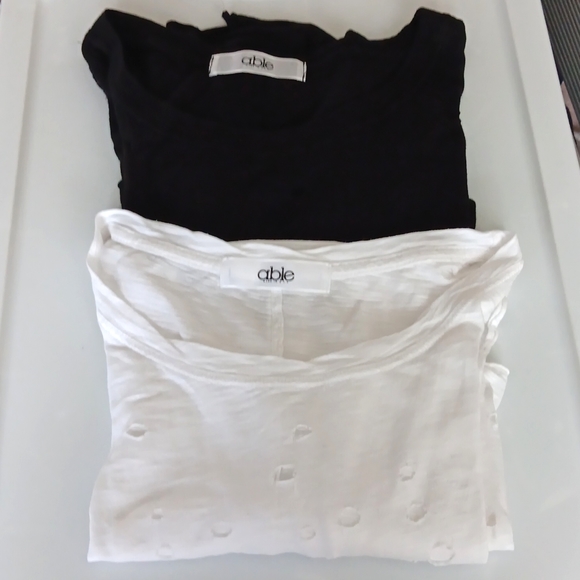 ABLE  Bundle of 2 Tops,size L - Picture 1 of 13